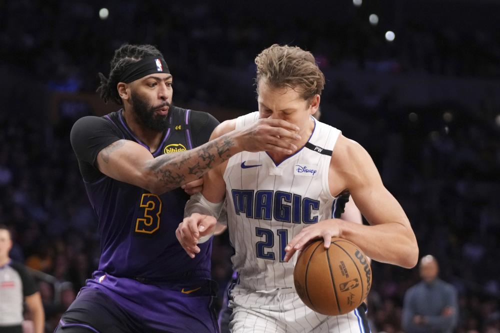 对他伸出橄 对他伸出橄